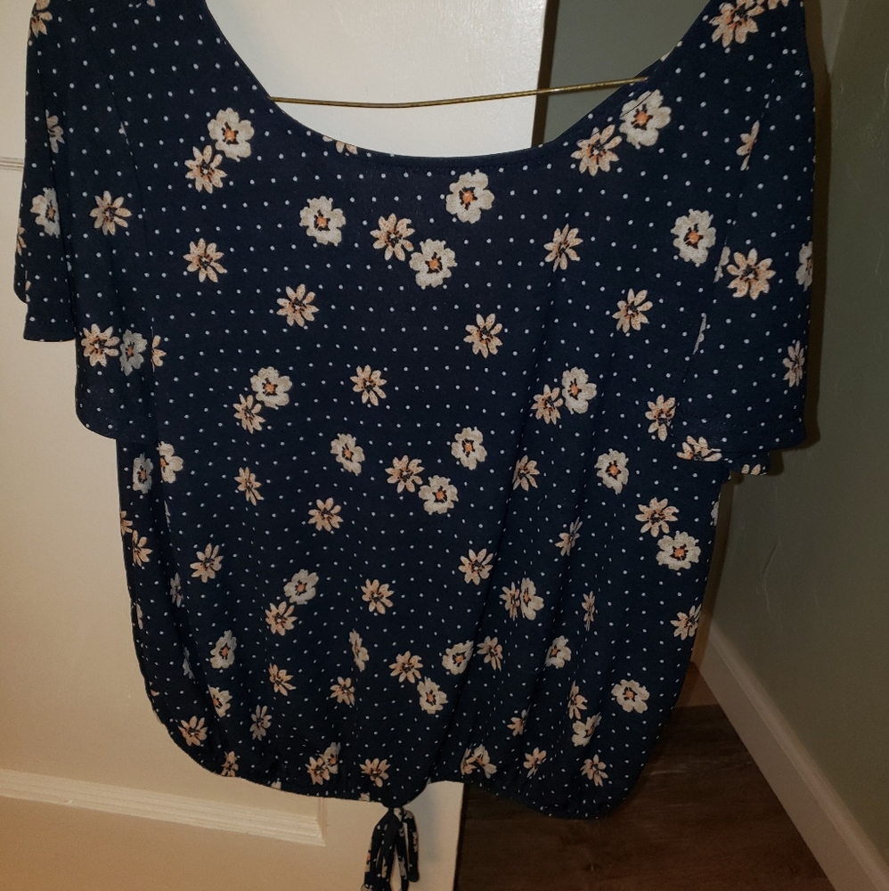 Floral top